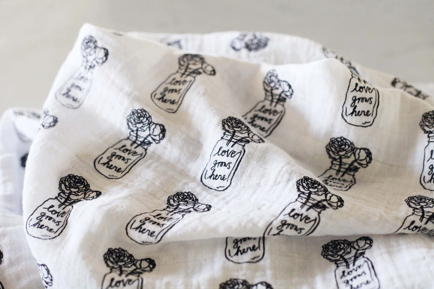 Organic Swaddle Blanket - Peonies (Love Grows)
