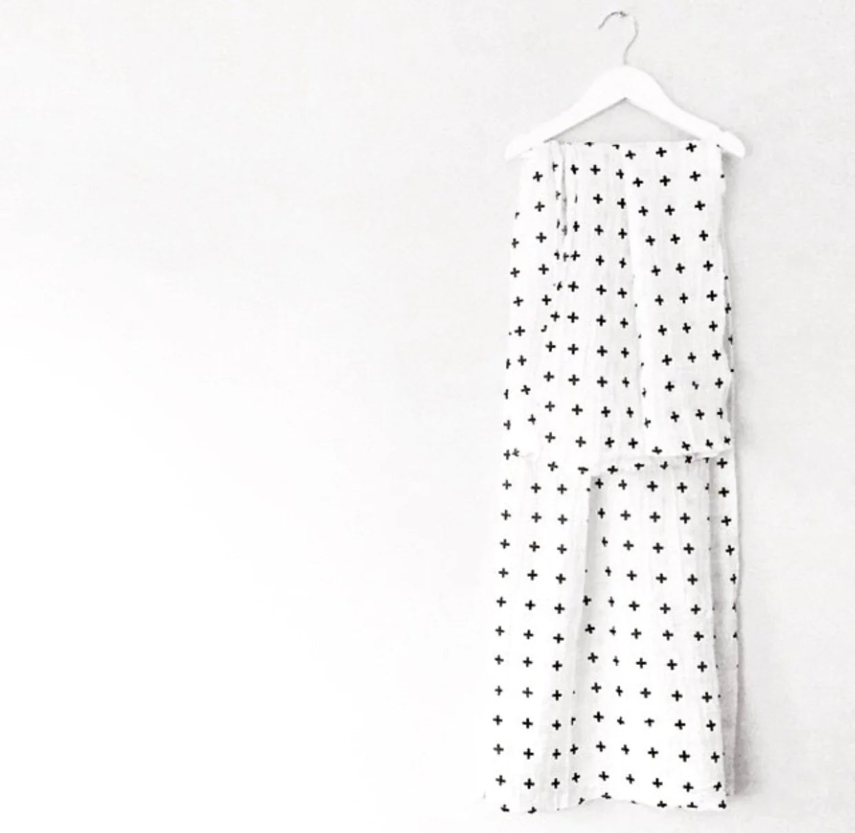 Organic Swaddle Blanket - Swiss Cross