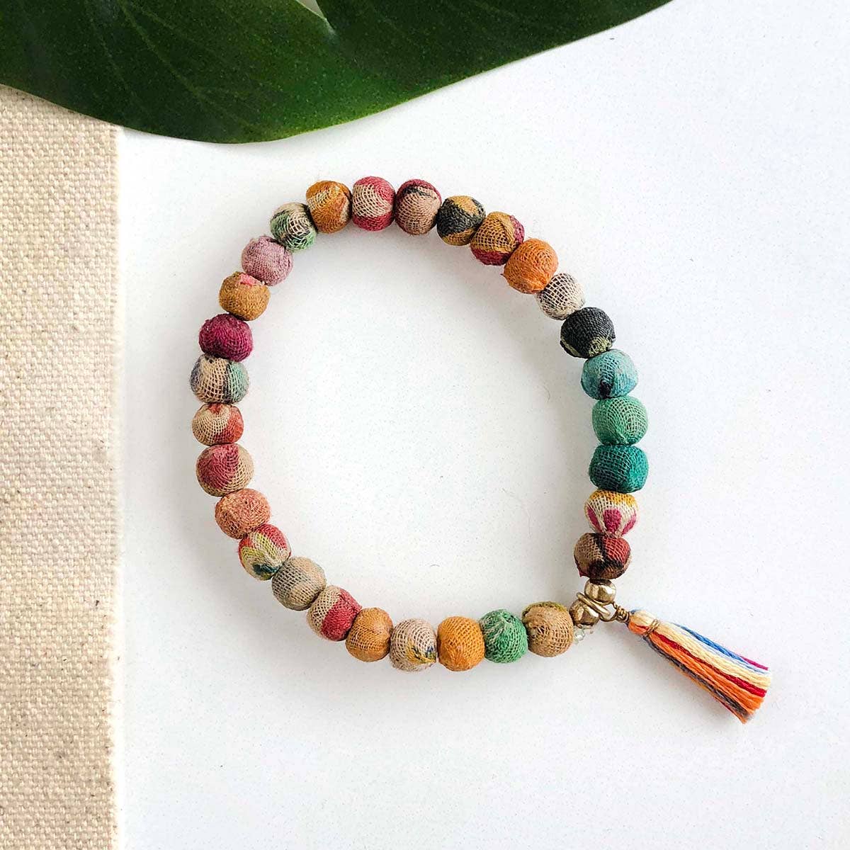 sari bead bracelet