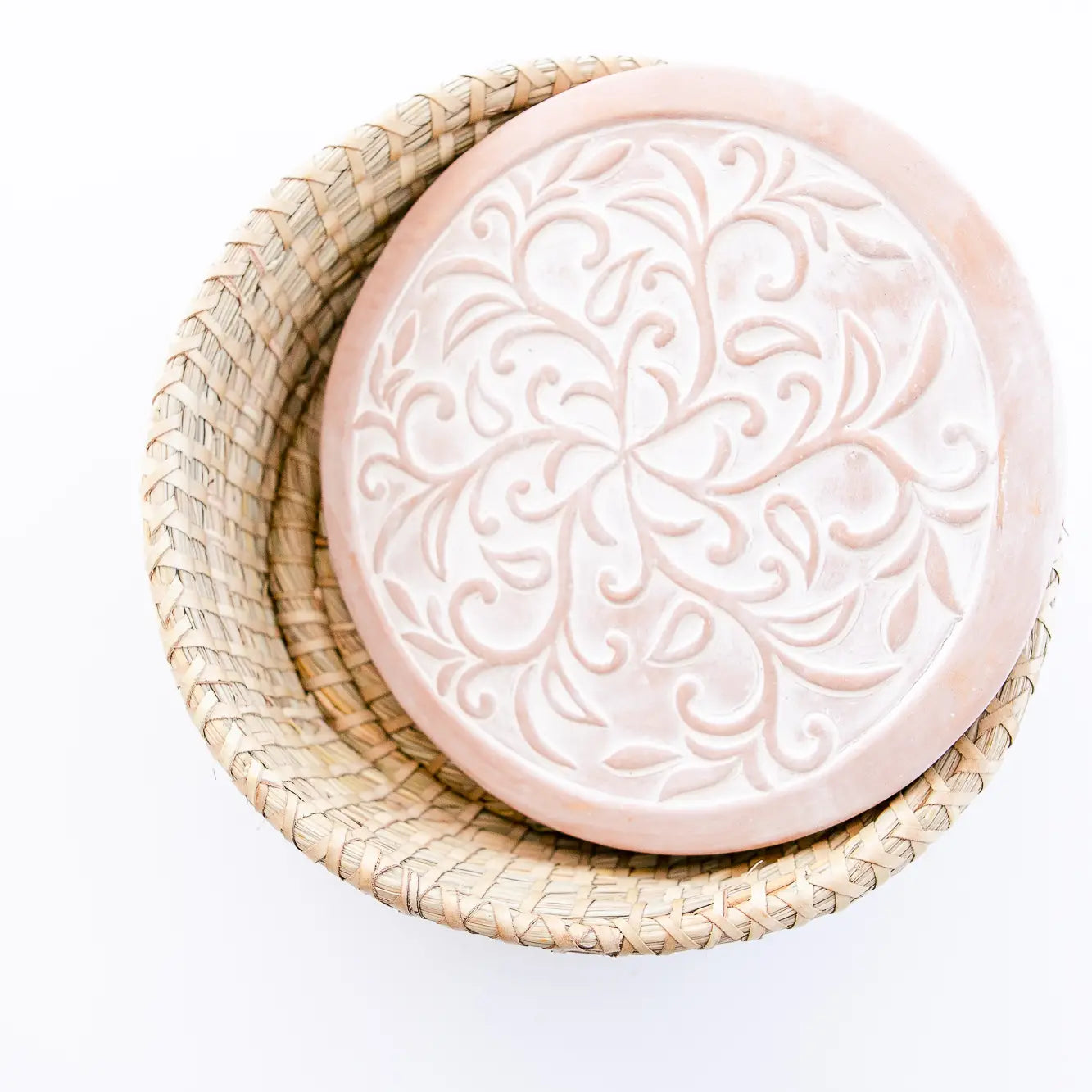 Ivy Swirls Bread Warmer Basket - Round
