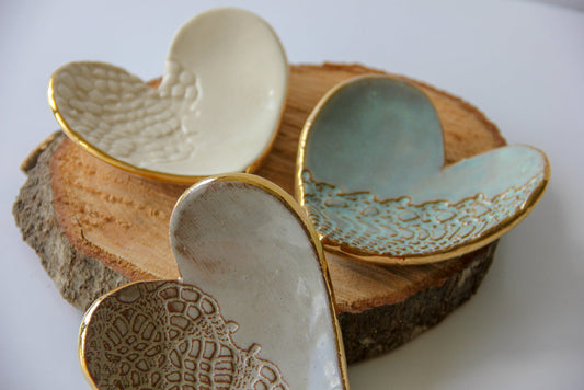 Delicate Lace Pressed Heart Ring Dish